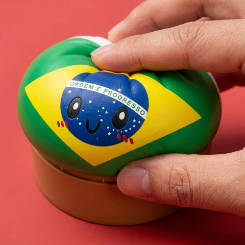 Dumpling Squishy Flag Brazilië tijdens het knijpen, zacht materiaal